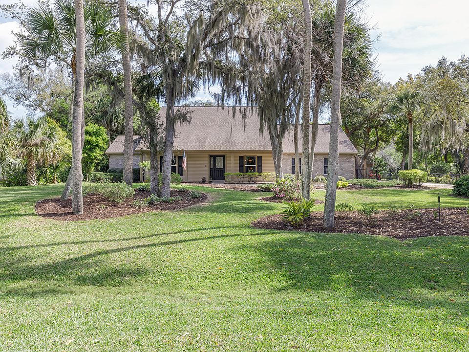 1st image of 5490 Lovett Dr