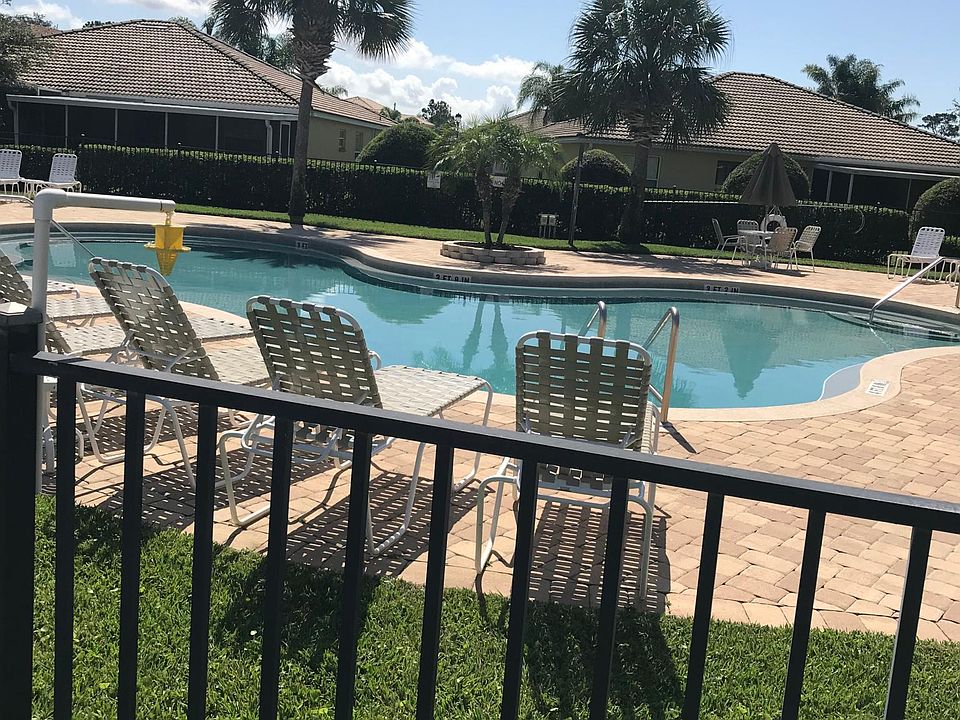 1st image of 702 Lake Marion Golf Resort Dr