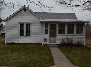 110 Anamosa Ave, Onslow, IA 52321