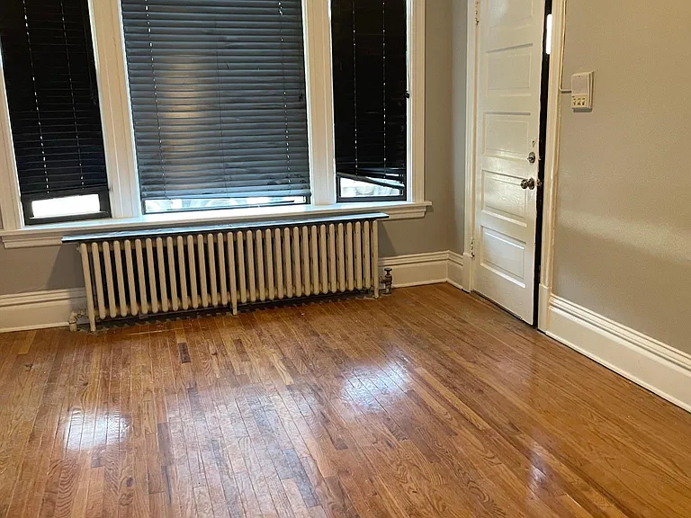 2957 N California Ave #1S — Photo 5