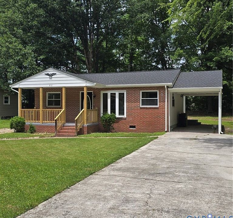 1st image of 810 Luke St
