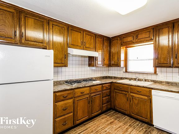 5th image of 3516 Revere Dr