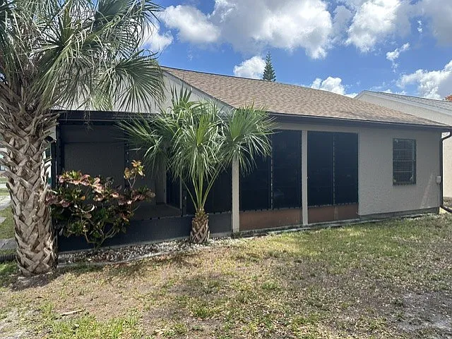 1413 W Corktree Cir — Photo 3