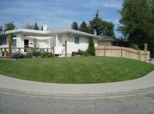 7215 E 5th St SW, Calgary, AB T2V 1B3