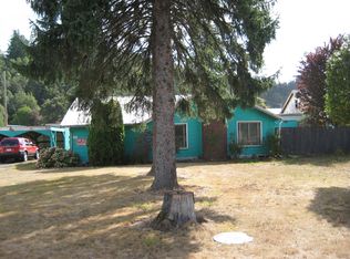 620 1st Ave, Powers, OR 97466