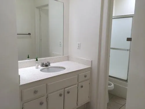 324 S Saint Andrews Pl #303A — Photo 6