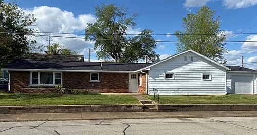 2601 N Heidelbach Ave Photo 1
