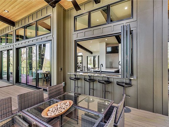 17th image of 231 Keowee Turtlehead Rd