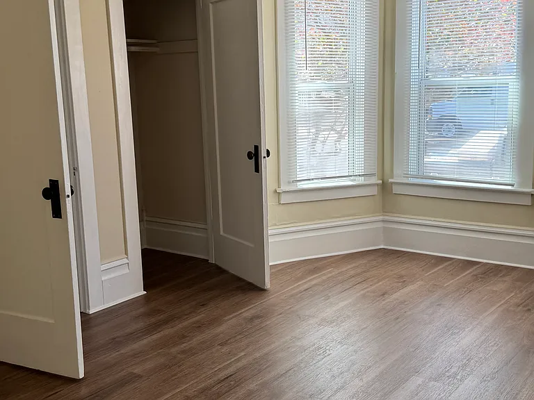 710 Olive Ave #HOUSE — Photo 8