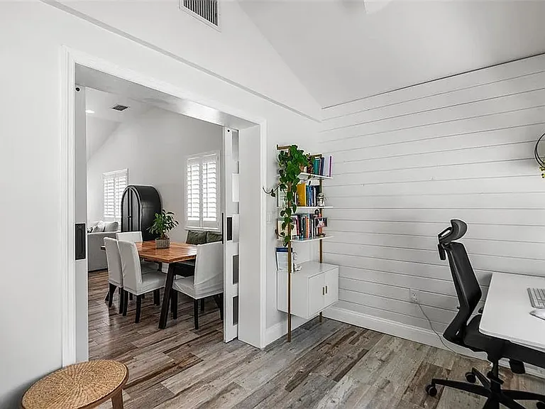 14024 N Bayshore Dr — Photo 33