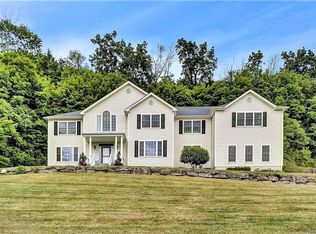 7 Chestnut Ln, Goshen, NY 10924