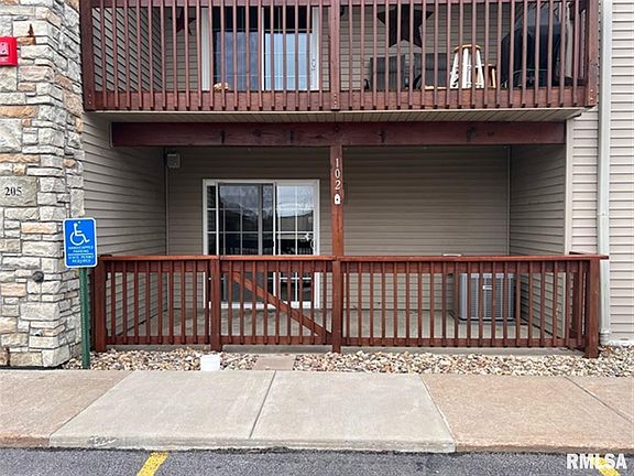 2nd image of 205 E Price St Unit 102