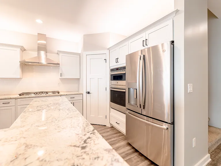 22595 Bayview Ln — Photo 1