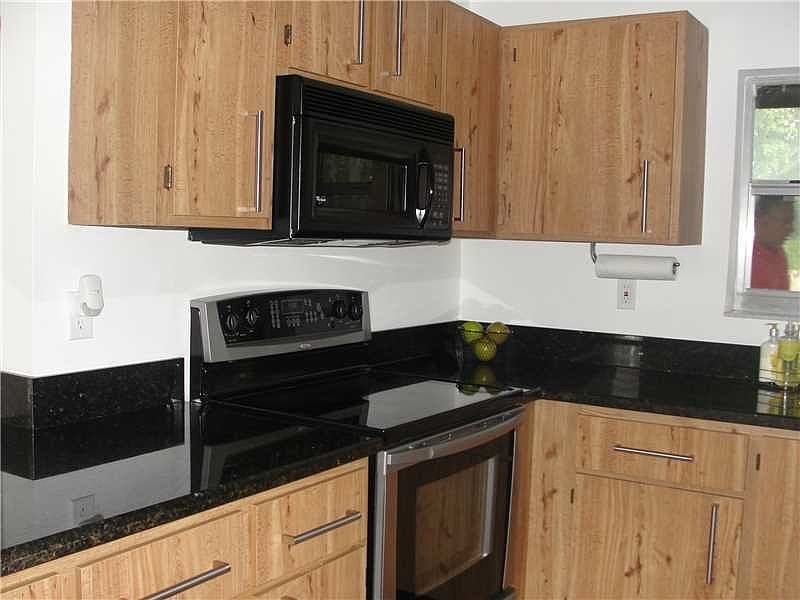 1st image of 679 Woodgate Cir