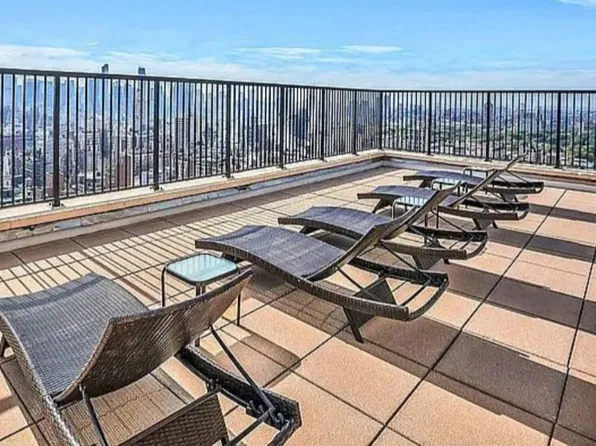 171 East 84th Street image 24 of 25