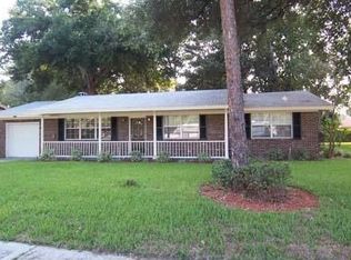 3526 Lenczyk Dr W, Jacksonville, FL 32277