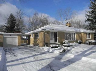 3506 Sandy Beach Rd, Grand Island, NY 14072