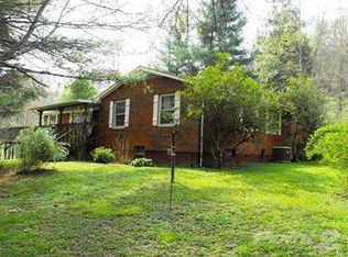 772 Whetstone Rd, Campton, KY 41301