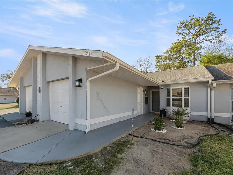 10441 SW 85th Ct — Photo 3