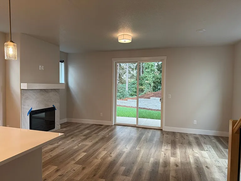9702 NE 29th Ave — Photo 3