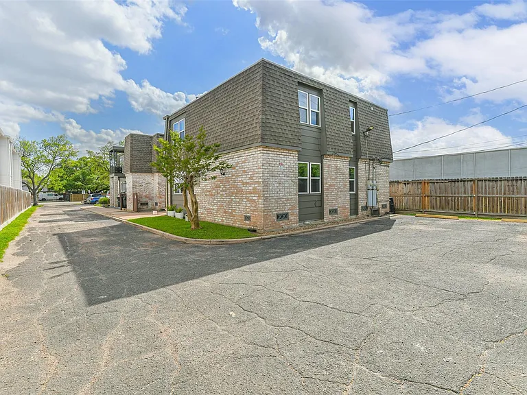 5922 Fairdale Ln #C — Photo 21