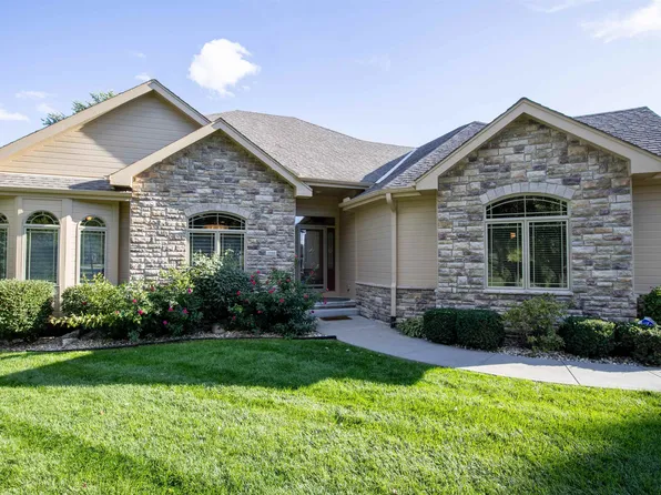 19309 Walnut St, Omaha, NE 68130