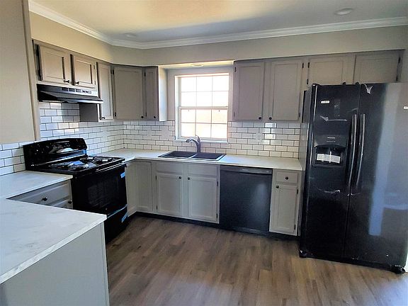 Fully Renovated Kitchen