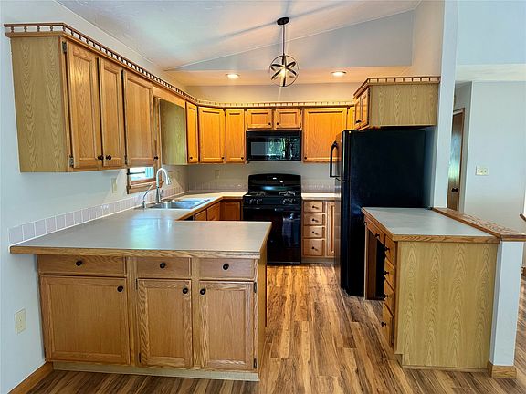 2nd image of 5415 Walters Ave