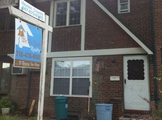 8268 Eliot Ave, Middle Village, NY 11379