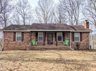 1328 Winding Way Dr, White House, TN 37188