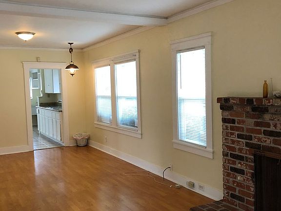 3rd image of 3212 School St