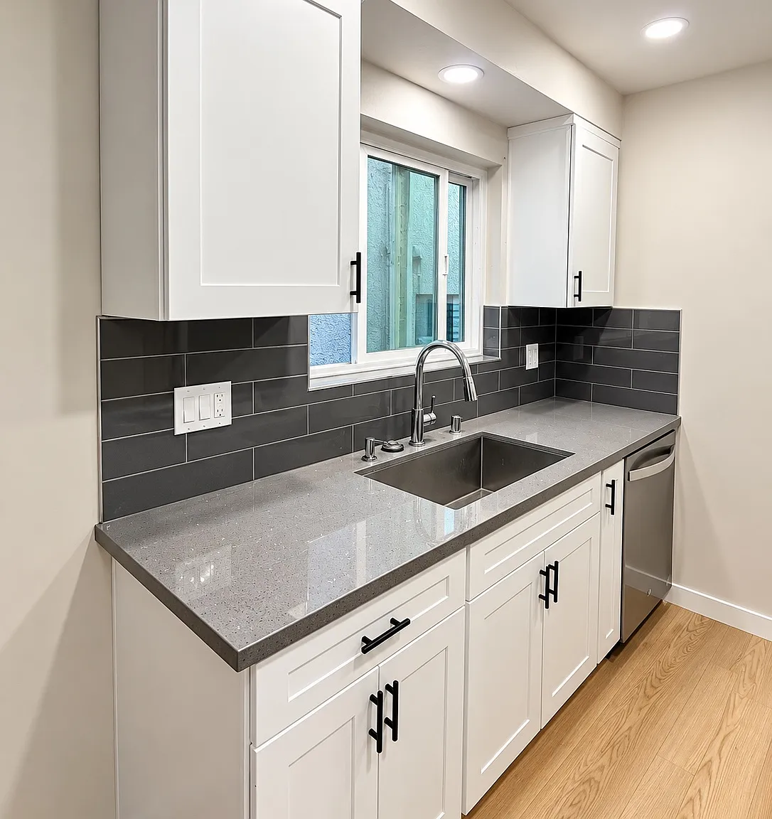 2 bed, $3,095 — Photo 4