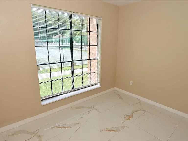 8764 Mallard Reserve Dr #101 — Photo 6