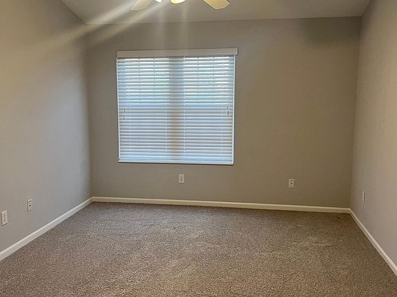 4th image of 1326 Allington Ln