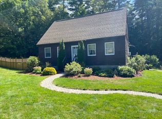 242 Breezy Acres Dr, Vernon, VT 05354