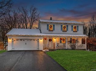 6 Wayne Dr, Middletown, NY 10940