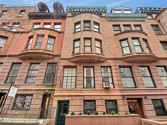 4th image of 328 W 77th St APT 3