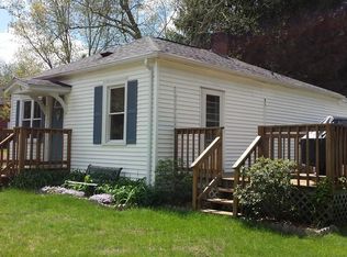 84 Old Turnpike Rd, Thompson, CT 06277