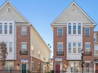24 Roosevelt Ave #B, Carteret, NJ 07008