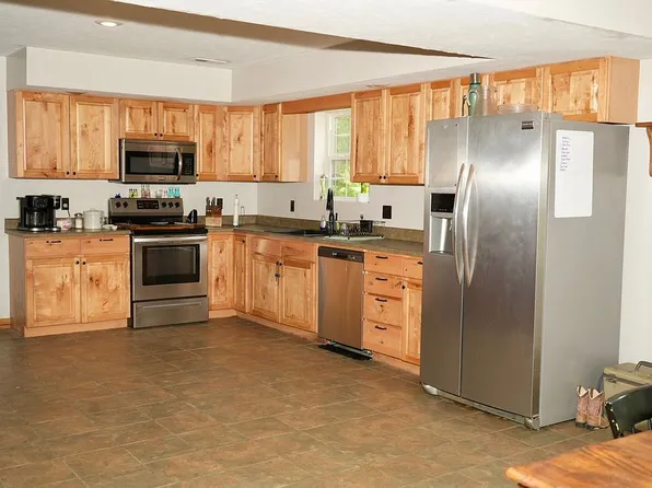 12800 Spurgeon Rd, Lynnville, IN 47619