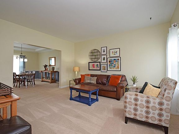 4th image of 2655 Arborwood Dr