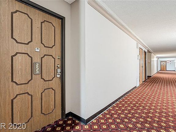 3rd image of 725 N Royal Crest Cir Unit 255