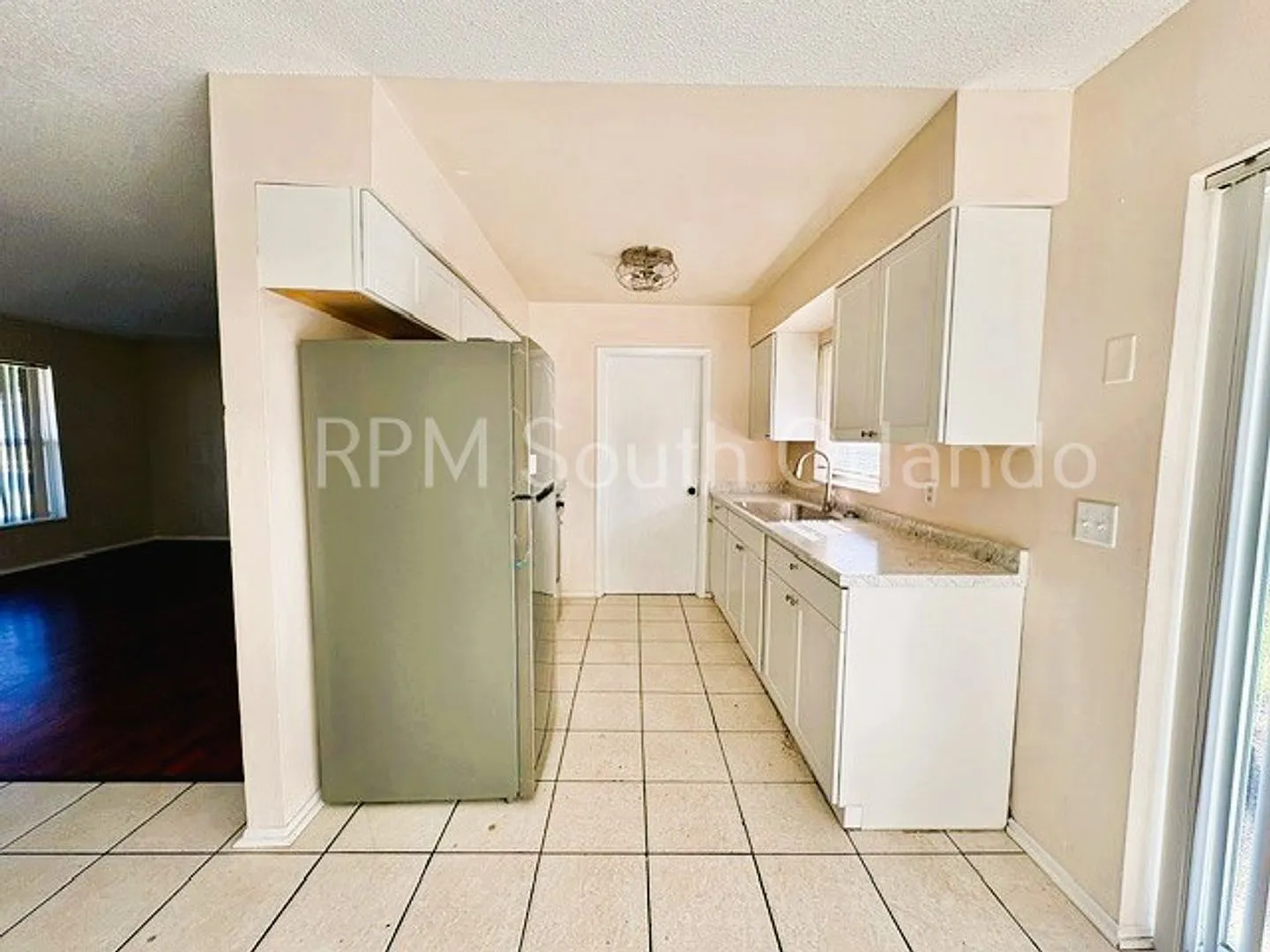 Charming 3-bedroom, 2-bathroom home Located in a well-established neighborhood in Ocoee — Photo 3