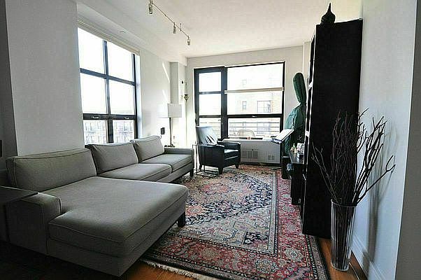 1st image of 527 Lincoln Pl APT 702
