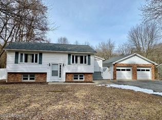 147 Reservoir Rd, Fort Edward, NY 12828