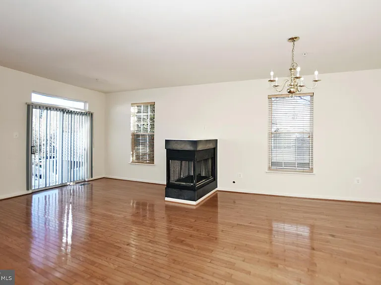 603 Gaither Rd — Photo 7