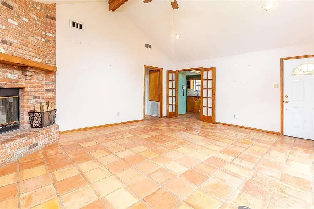 3 bed, 2.0 bath, 1448 sqft, $1,950 — Photo 4