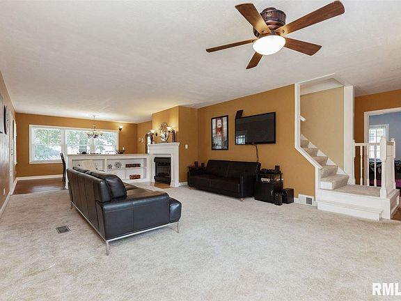 5th image of 2330 40th Street Ct