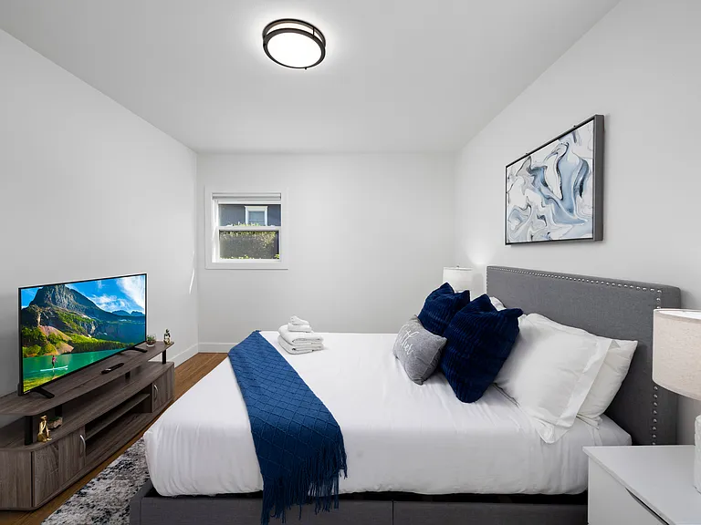 18132 Rainier Dr — Photo 24