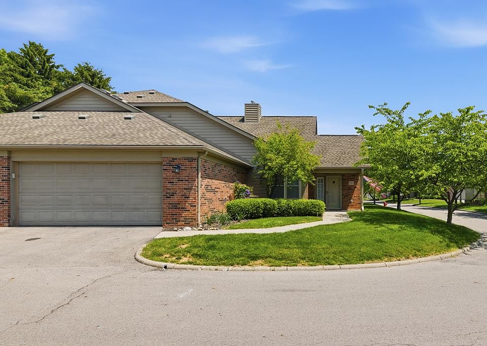 1st image of 1380 Grey Oaks Dr